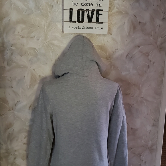 Like new TNF thick hoodie - Picture 5 of 8